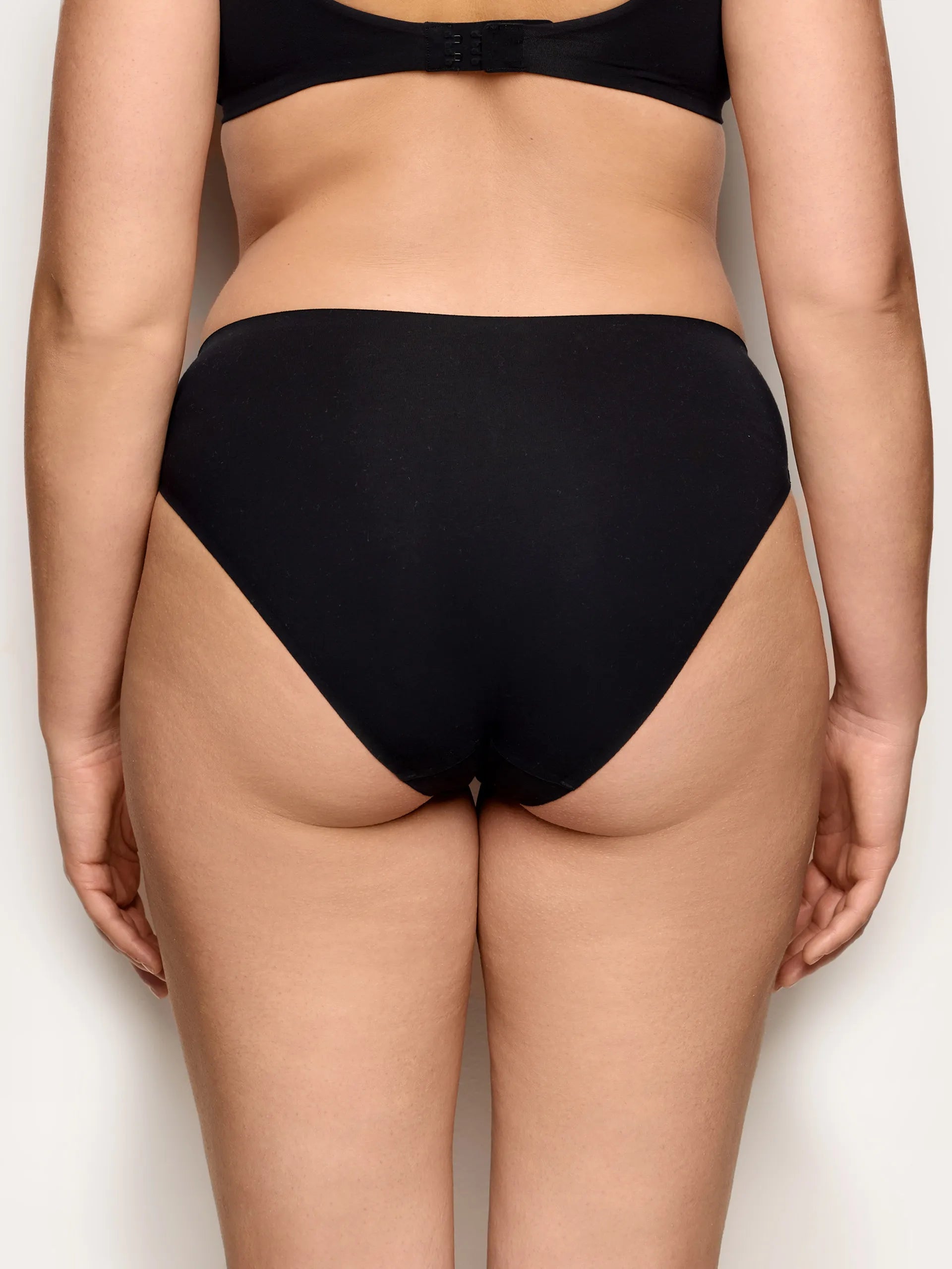 Yamamay Croatia Briefs | ISLD99X063_072_04.jpg
