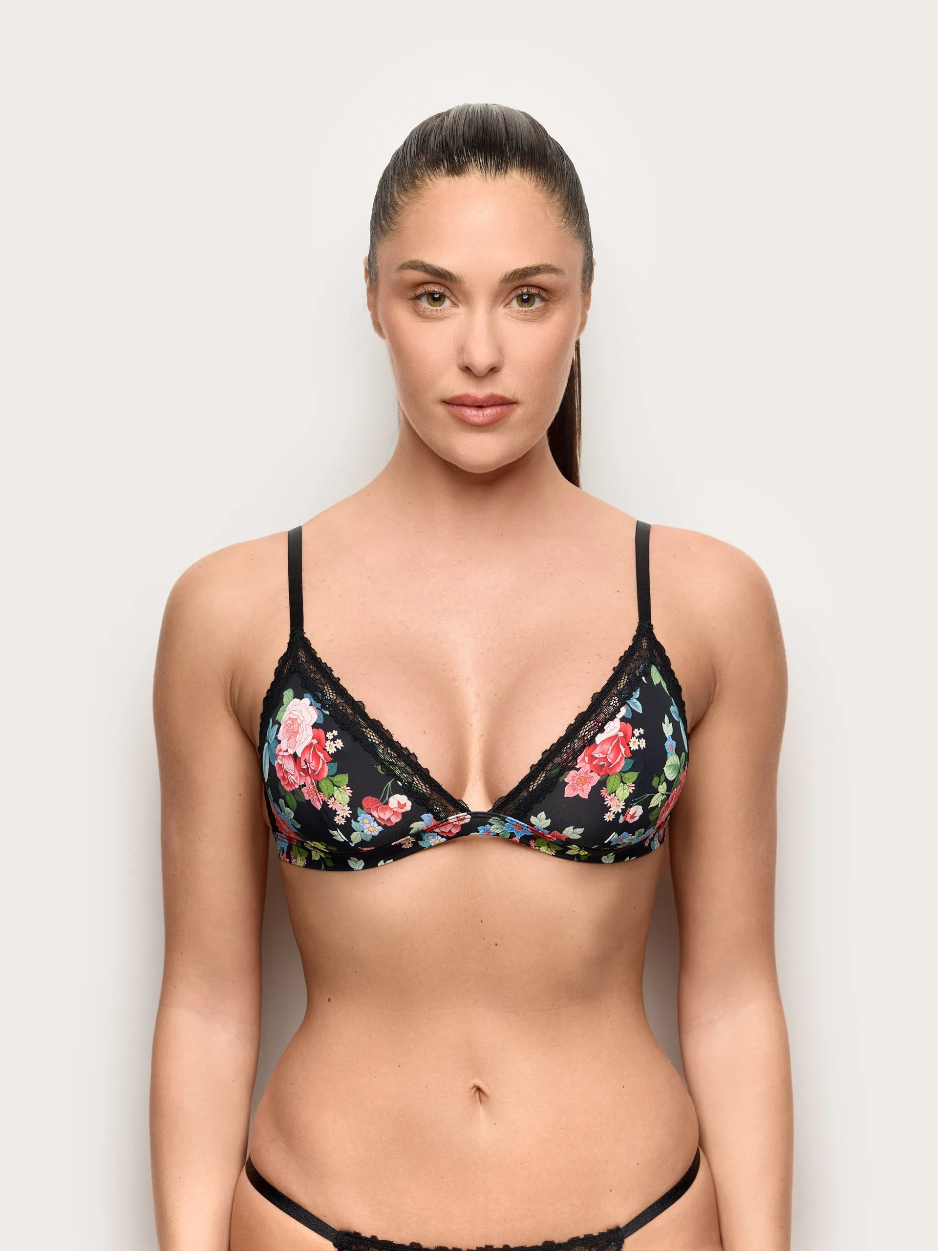 Yamamay Croatia Triangle bra | ITRD191005_128_02.jpg