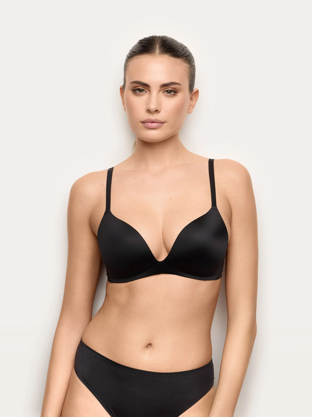 Yamamay Croatia Padded triangle push up bra | ITRD99X022072_01_124c466c-cc94-4dde-8393-db83babd430d.jpg