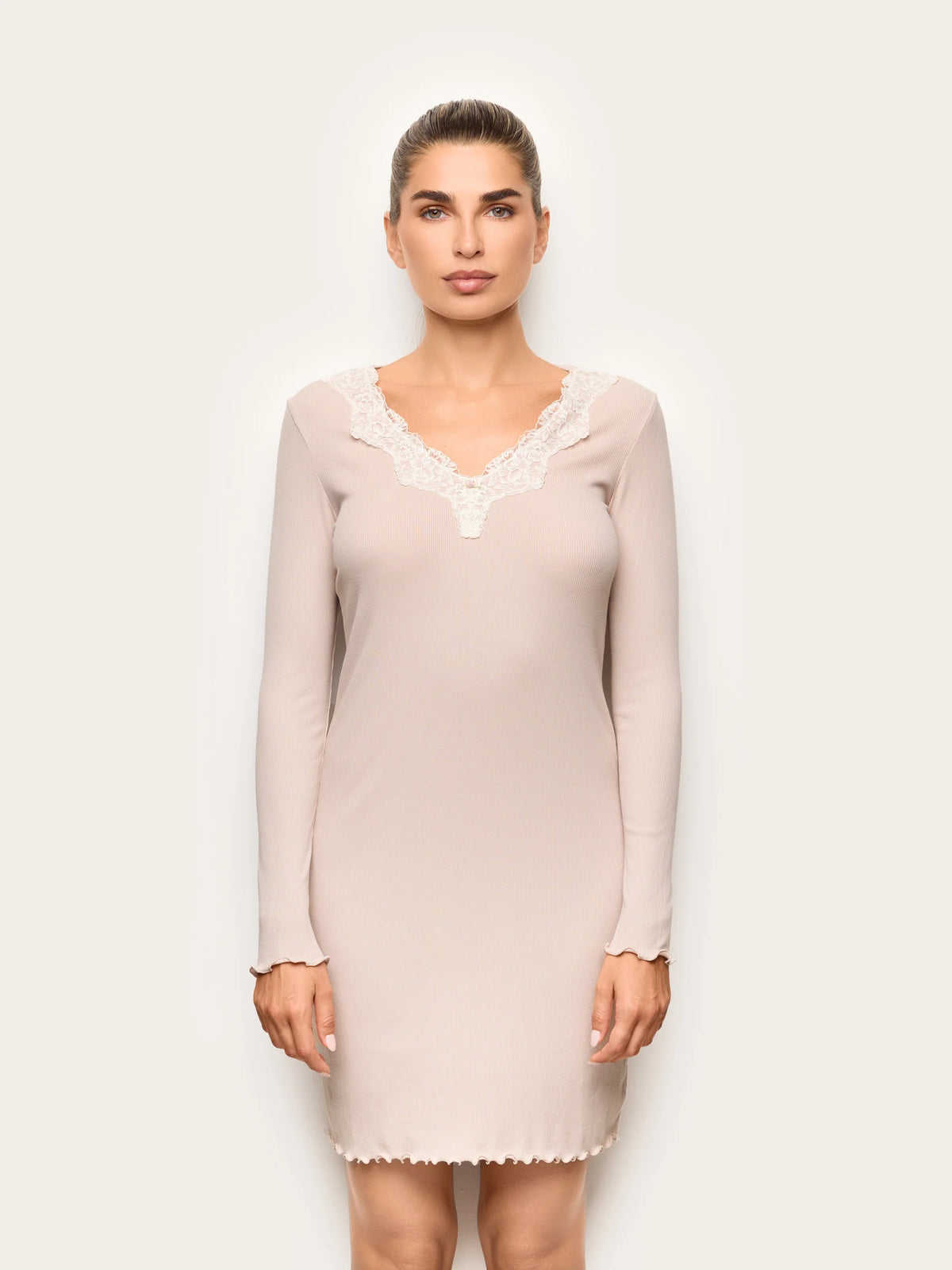 Yamamay Croatia Long-sleeve nightshirt | PCCD193003726_02.jpg