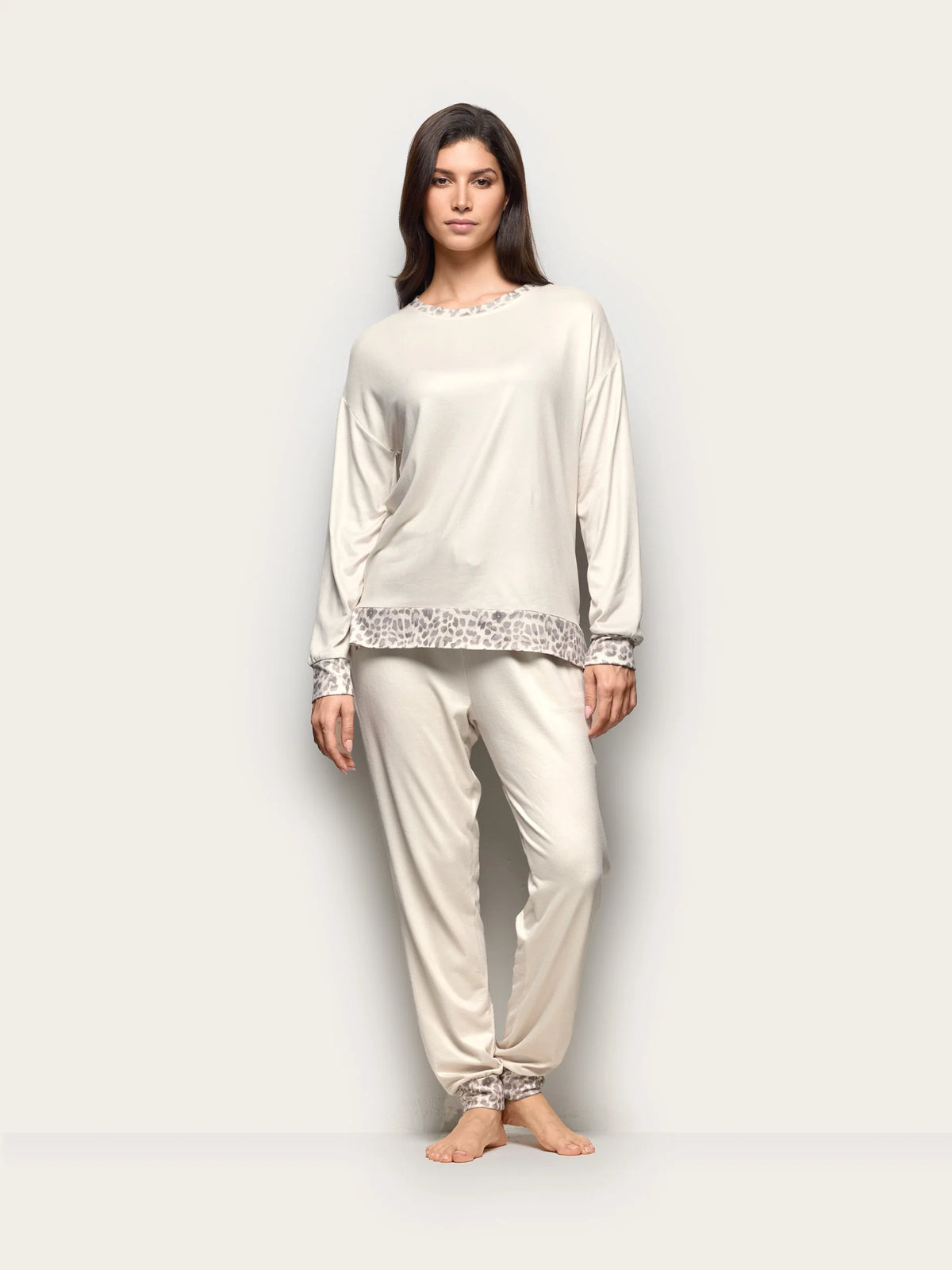 Yamamay Croatia Pyjamas | PPLD193003088_02_02f1ade4-c51c-4a62-820b-d9ab6e212f50.jpg