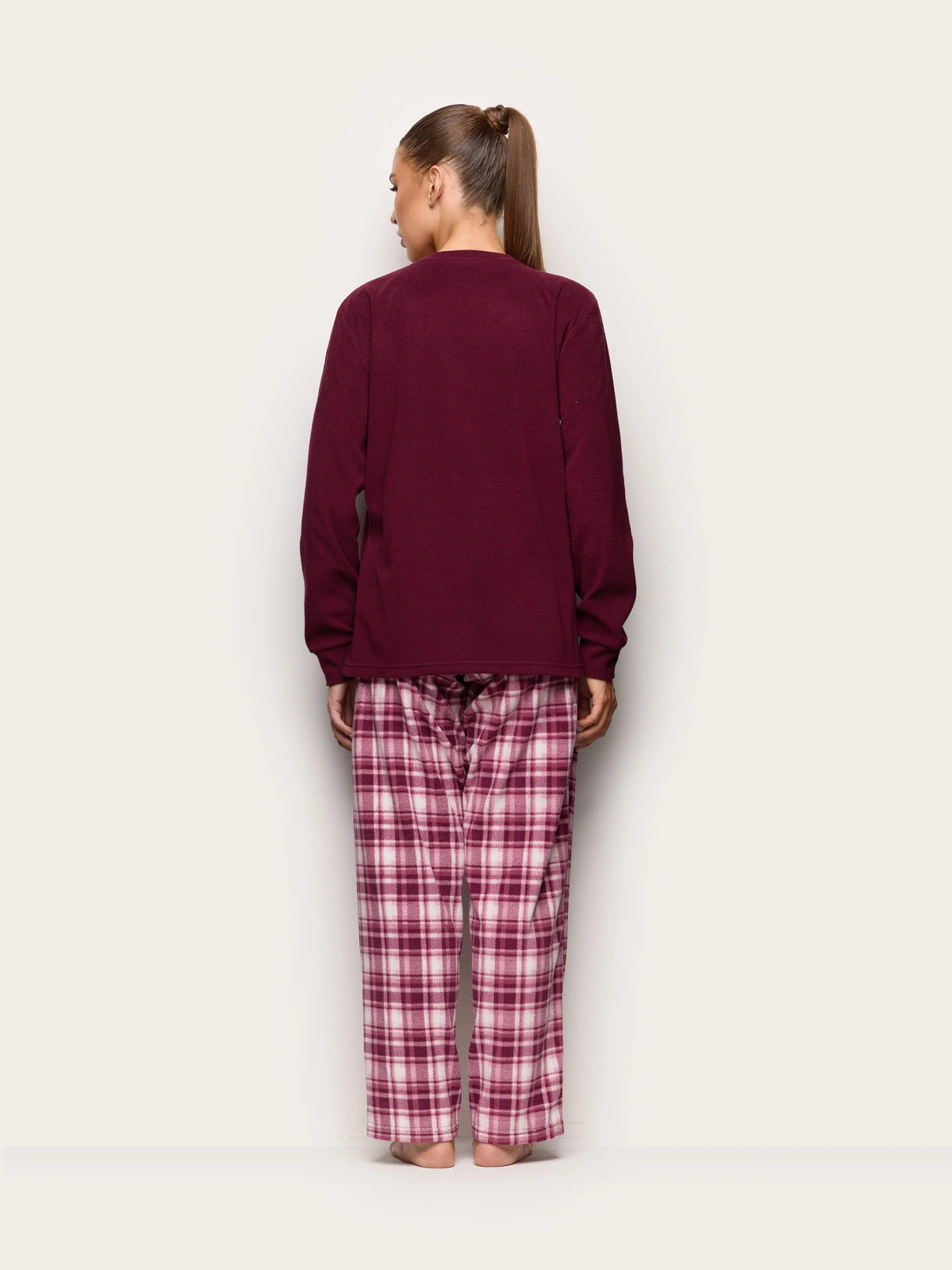 Yamamay Croatia Pyjamas | PPLD193006837_05_52ea1d39-9489-447d-97f3-0d65284ee5a4.jpg