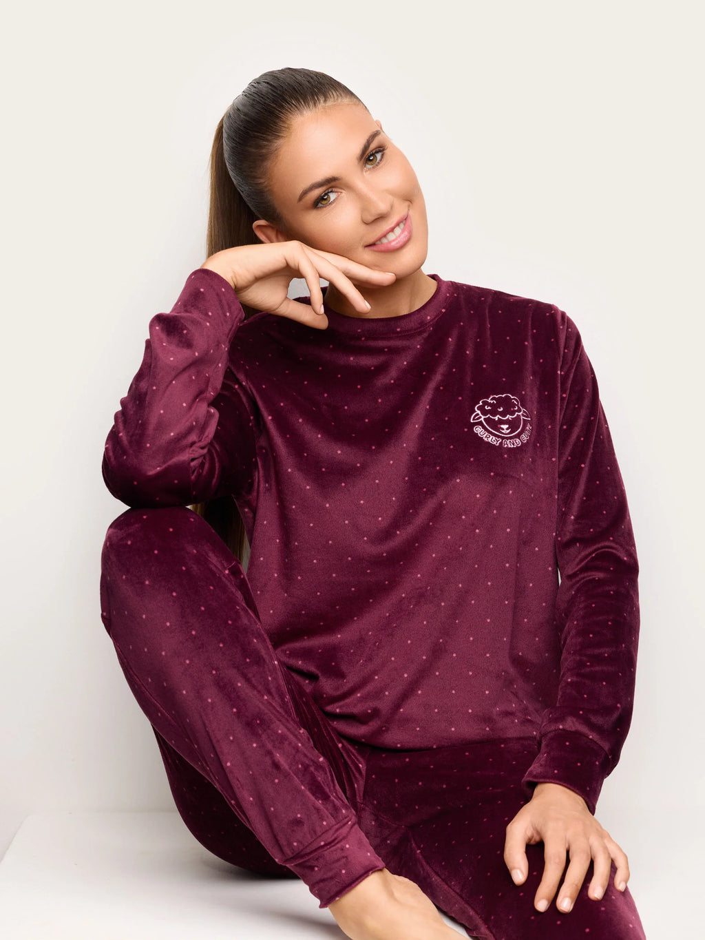 Yamamay Croatia Pyjamas | PPLD193008128_01_96844d5a-61a2-4e7b-8d3f-334045de97b1.jpg