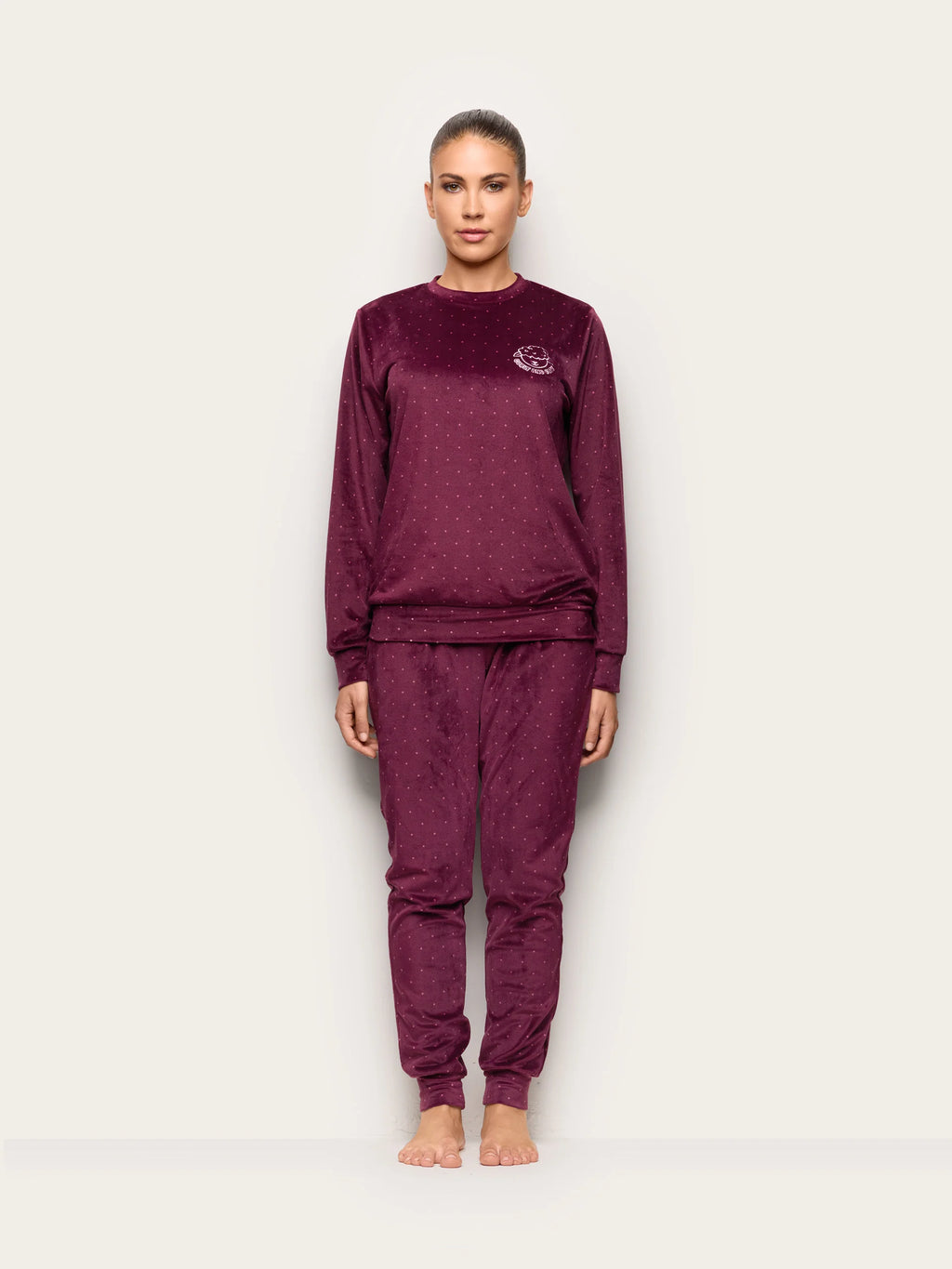 Yamamay Croatia Pyjamas | PPLD193008128_02_499423a3-9b8f-4232-a94c-e1cac6bee195.jpg