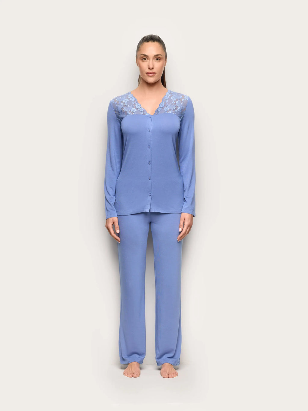 Yamamay Croatia Long-Pyjamas with front opening | PPRD191001_038_02.jpg